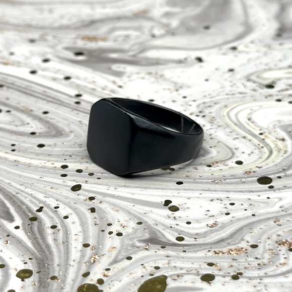 New Black Ring, Men’s Ring - Picture 3 of 5